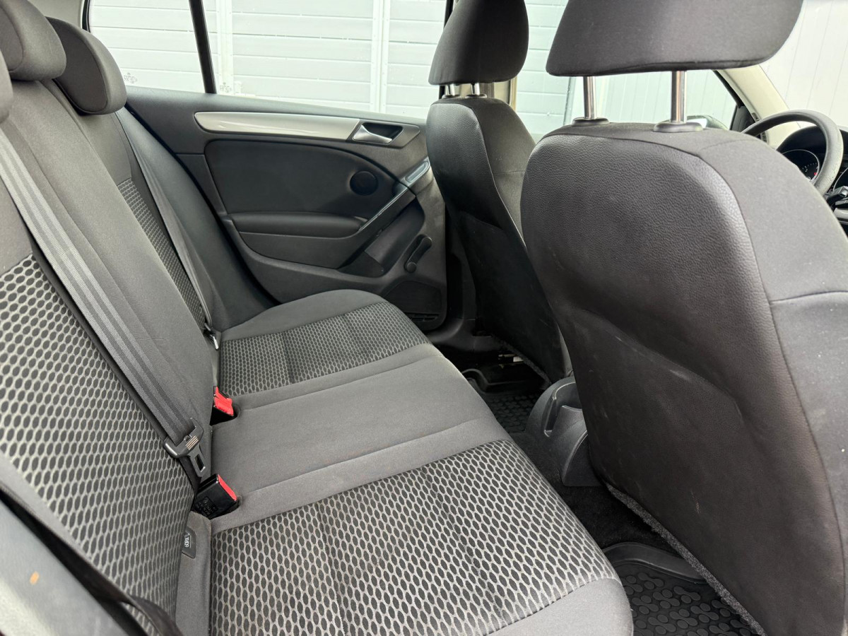 VW GOLF 1.6 TDI