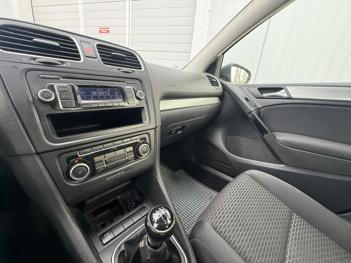 VW GOLF 1.6 TDI