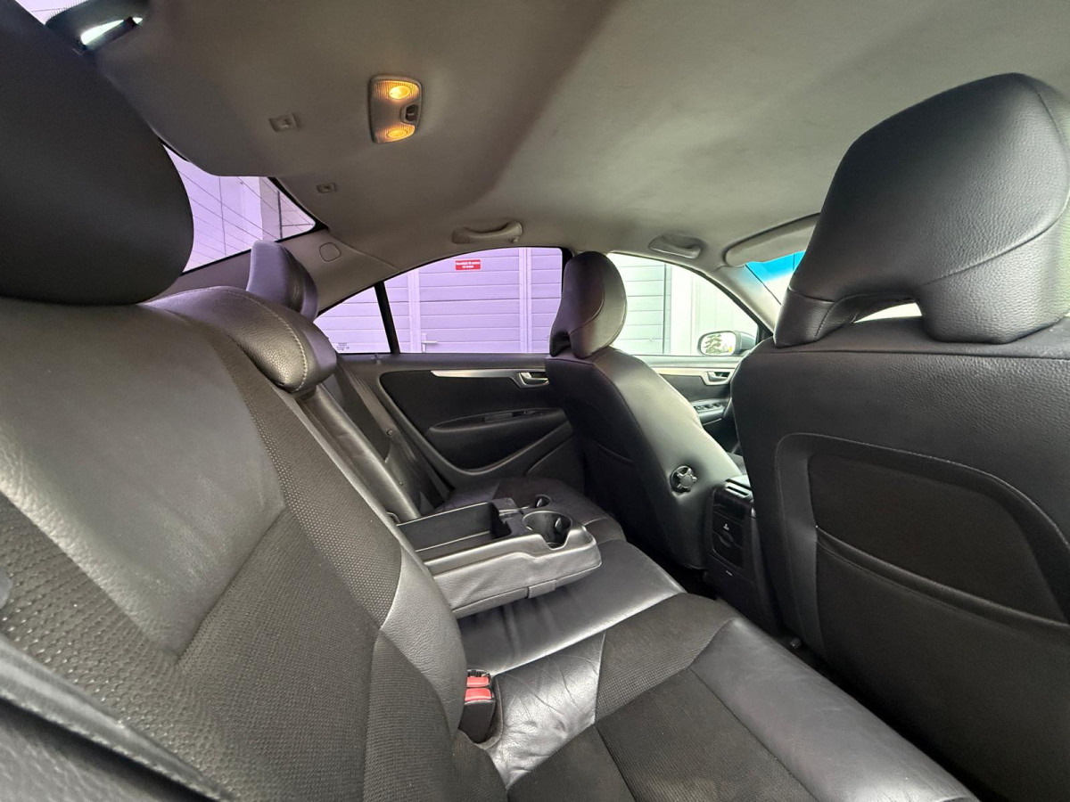 Volvo S60 2.4D5