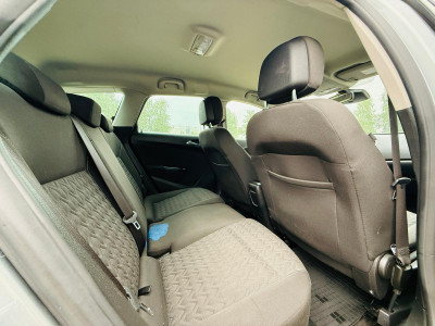 Opel Astra 2.0  dīzelis.
